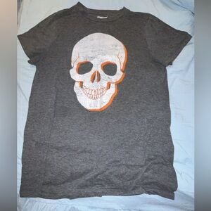 Charcoal Skull Graphic Tee